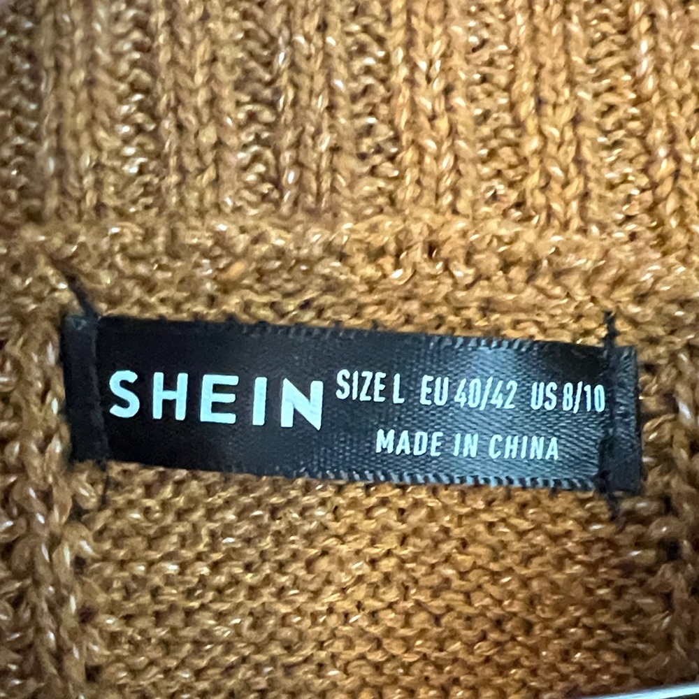 SHEIN Rust Cable Knit‎ Poncho with Fringe - Picture 2 of 8
